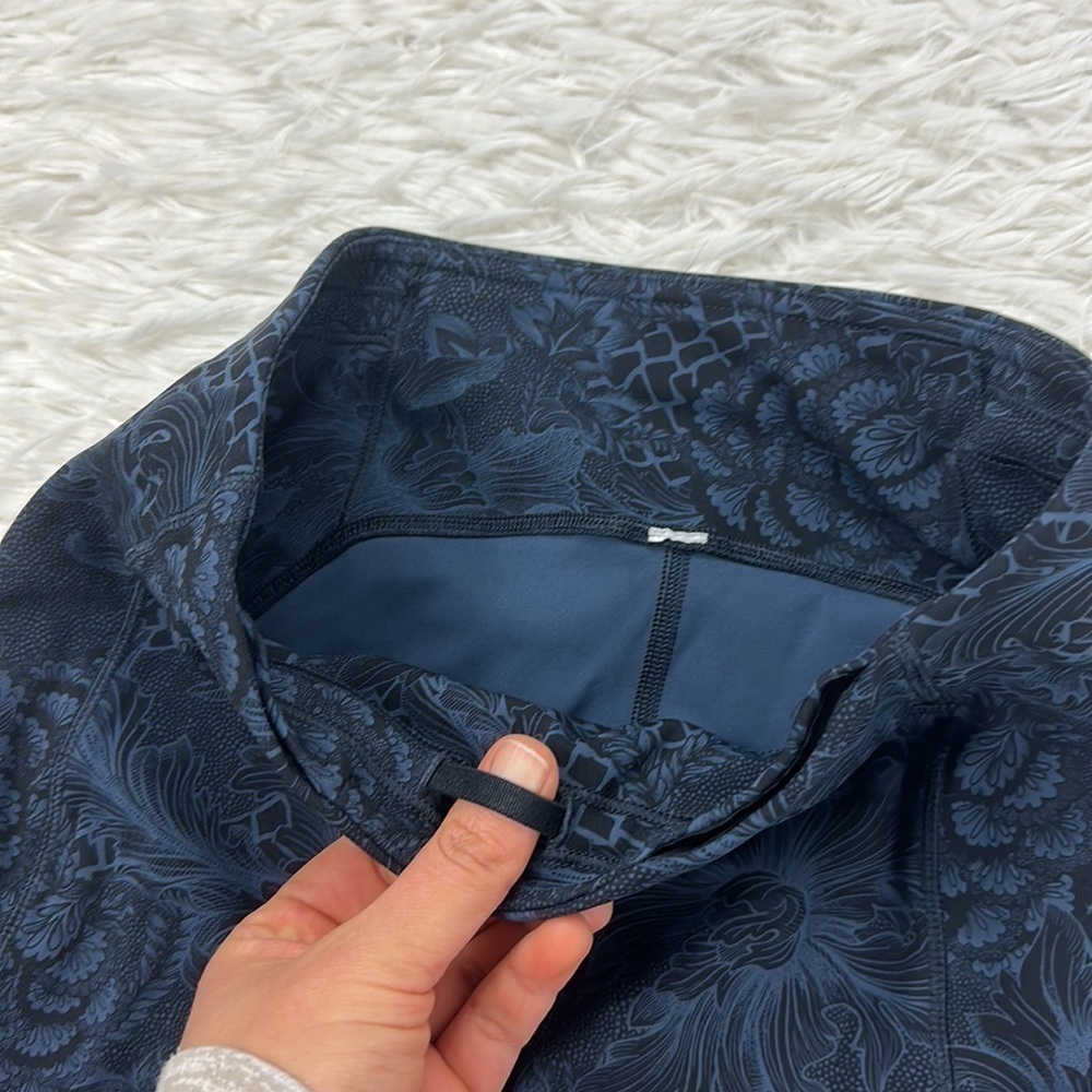 Lululemon Speed Up Crop (21") Nouveau Mach Blue Black - Picture 4 of 7